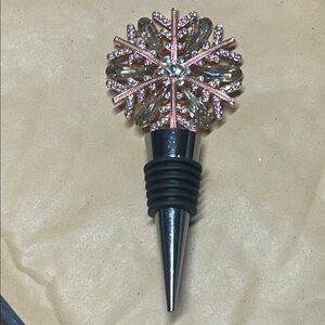 Gold and Silver Wine Stopper with Crystal Flower